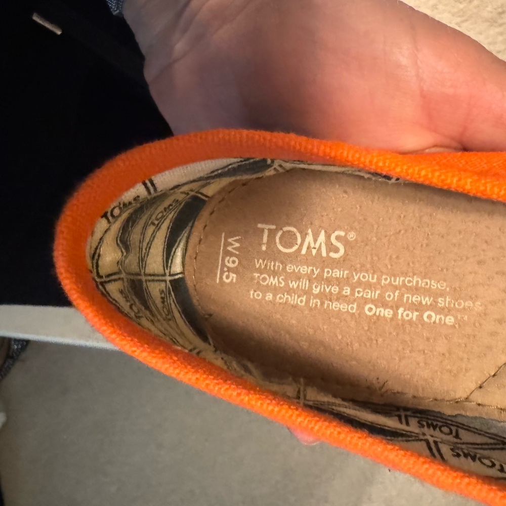TOMS Orange Flats Slip-On Comfort
